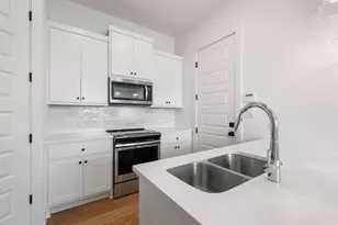 308 E 19th 1/2 St, Georgetown, TX 78626 - Photo 13