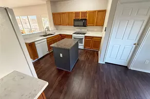1114 Black Locust Dr, Pflugerville, TX 78660 - Photo 5