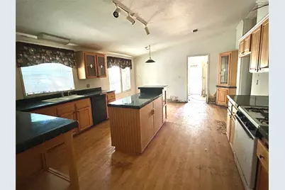 223 Foothill Road, Bastrop, TX 78602 - Photo 13