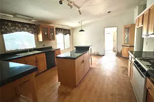 223 Foothill Rd, Bastrop, TX 78602 - Photo 13