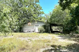 223 Foothill Rd, Bastrop, TX 78602 - Photo 3