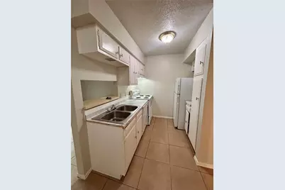 901 E 40th Street #304, Austin, TX 78751 - Photo 3