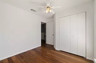 808 Minturn Ln, Austin, TX 78748 - Photo 9