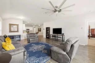 116 Democracy Ct, Liberty Hill, TX 78642 - Photo 13