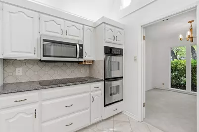 10712 Fountainbleu Circle, Austin, TX 78750 - Photo 17