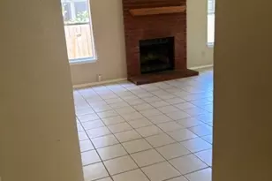 17511 Klamath Falls Dr, Round Rock, TX 78681 - Photo 3