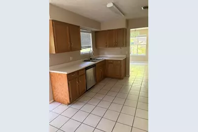 17511 Klamath Falls Drive, Round Rock, TX 78681 - Photo 5