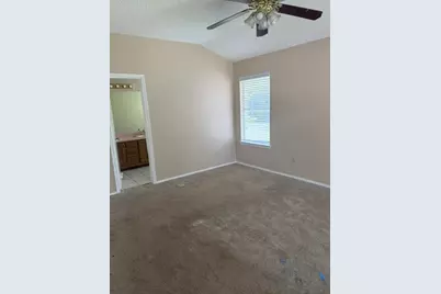 17511 Klamath Falls Drive, Round Rock, TX 78681 - Photo 9