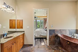 241 E Lynx Cove, Blanco, TX 78606 - Photo 11
