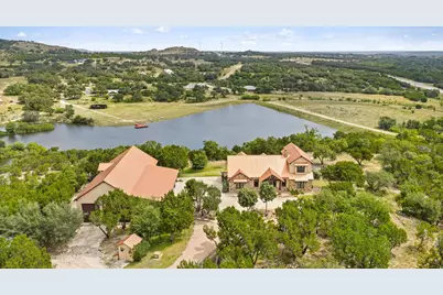 241 E Lynx Cove, Blanco, TX 78606 - Photo 3