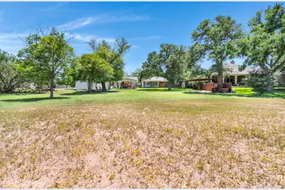 105 Agarita Drive, Burnet, TX 78611 - Photo 15