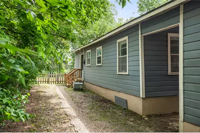 918 E 50th #B, Austin, TX 78751 - Photo 3