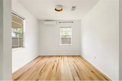 918 E 50th #B, Austin, TX 78751 - Photo 7