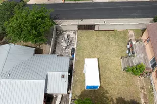 1179 Poquito St, Austin, TX 78702 - Photo 33