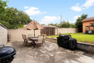1179 Poquito St, Austin, TX 78702 - Photo 21