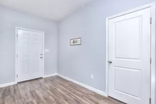 109 Helios Dr, Jarrell, TX 76537 - Photo 5