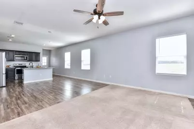 109 Helios Drive, Jarrell, TX 76537 - Photo 7