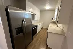7603 Carriage Dr, Austin, TX 78752 - Photo 7
