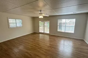 7603 Carriage Dr, Austin, TX 78752 - Photo 5