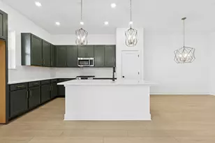 1020 Lucinda Williams Dr, Austin, TX 78744 - Photo 3