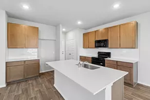 2710 St Regis Dr, Pflugerville, TX 78660 - Photo 5