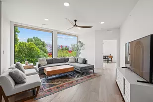 2209 S 1st St, Austin, TX 78704 - Photo 13