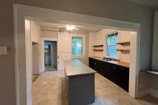 1016 N 3rd St, Temple, TX 76501 - Photo 11