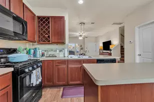 106 Preston Trail, San Marcos, TX 78666 - Photo 7