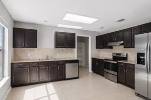 7900 Rosenberry Dr, Austin, TX 78747 - Photo 11
