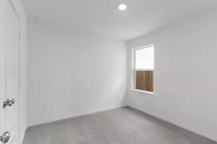 25608 Wheat Seed Ln, Elgin, TX 78621 - Photo 7