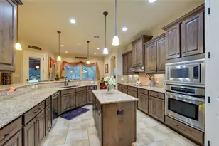 30201 Live Oak Trail, Georgetown, TX 78633 - Photo 9