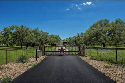 30201 Live Oak Trail, Georgetown, TX 78633 - Photo 3