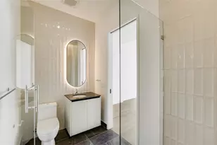 610 Davis St, Austin, TX 78701 - Photo 19