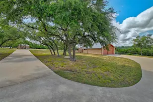 300 Sycamore Valley Rd, Dripping Springs, TX 78620 - Photo 7