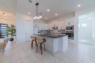 101 Woodstock Cir, Spicewood, TX 78669 - Photo 9