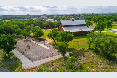 101 Woodstock Circle, Spicewood, TX 78669 - Photo 33