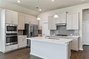 216 Upland Dr, Georgetown, TX 78628 - Photo 7