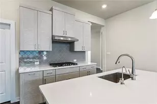 216 Upland Dr, Georgetown, TX 78628 - Photo 9