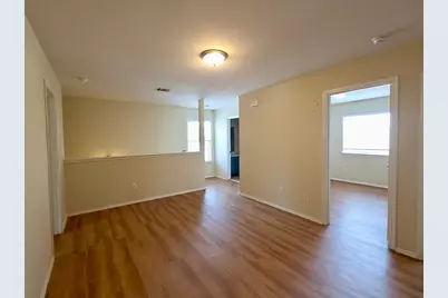 204 Ruby Lake Drive, Kyle, TX 78640 - Photo 9