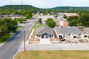 414 W Ave C Ave, Copperas Cove, TX 76522 - Photo 3