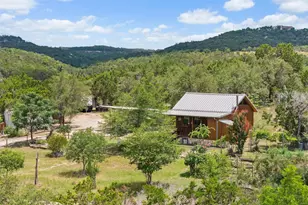 2822 Stagecoach Ranch Rd, Dripping Springs, TX 78620 - Photo 3