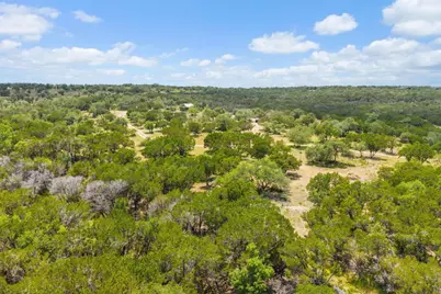 2822 Stagecoach Ranch Road, Dripping Springs, TX 78620 - Photo 27