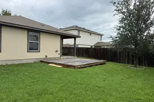 1018 Gentry Dr, Leander, TX 78641 - Photo 17