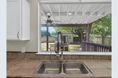 900 Oakcrest Circle, Cedar Park, TX 78613 - Photo 13