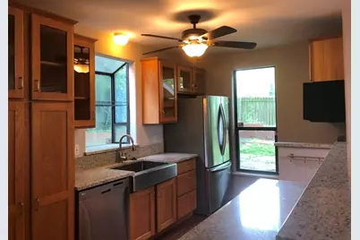 2202 East Side Drive, Austin, TX 78704 - Photo 7