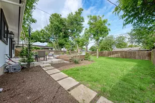 4702 Hilldale Dr, Austin, TX 78723 - Photo 33