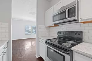 12166 Metric Blvd, Austin, TX 78758 - Photo 9