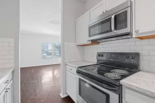 12166 Metric Blvd, Austin, TX 78758 - Photo 9