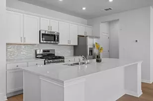 2202B Cornfield Dr, Pflugerville, TX 78660 - Photo 3