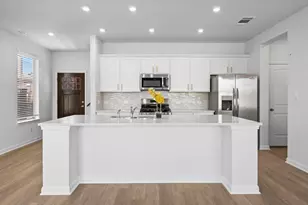 2202B Cornfield Dr, Pflugerville, TX 78660 - Photo 5